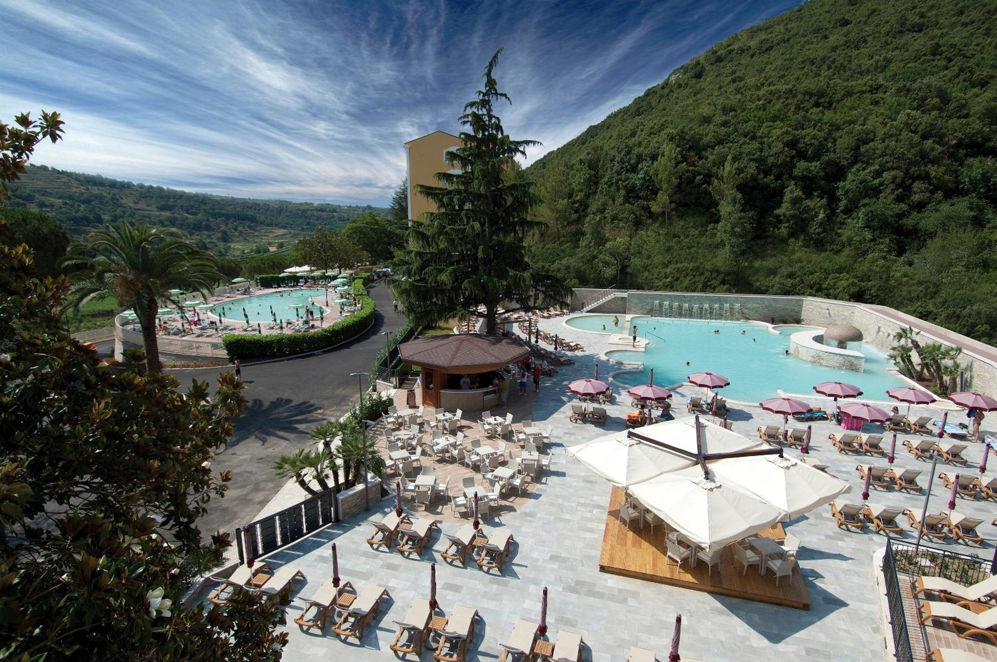 Complesso Termale Vescine Hotel Castelforte Buitenkant foto
