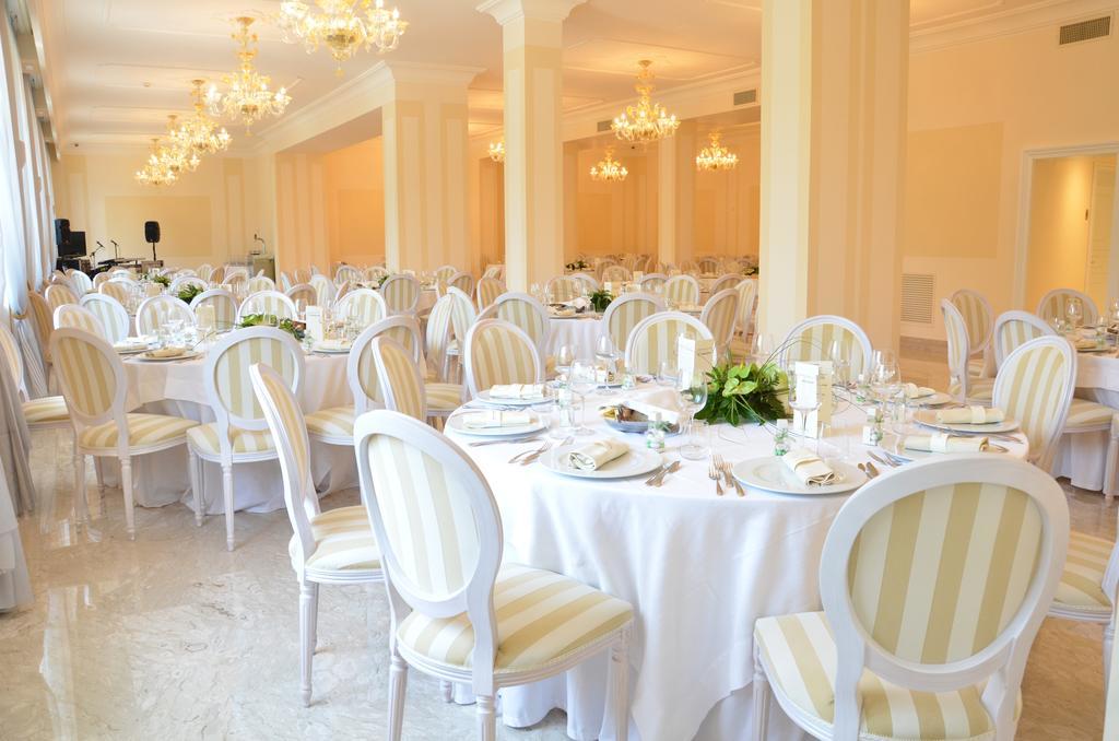 Complesso Termale Vescine Hotel Castelforte Buitenkant foto